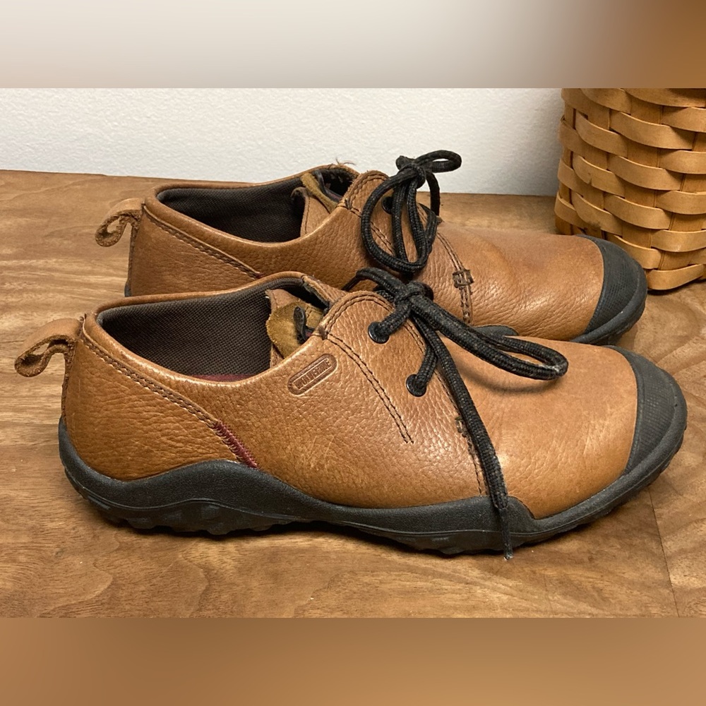 Wolverine Max size 8 work shoe